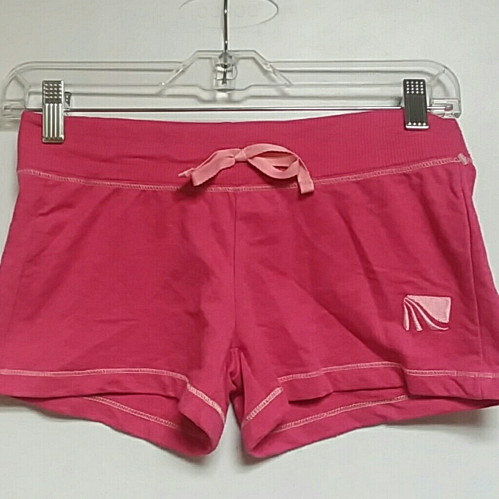 Marika Short 2/$15